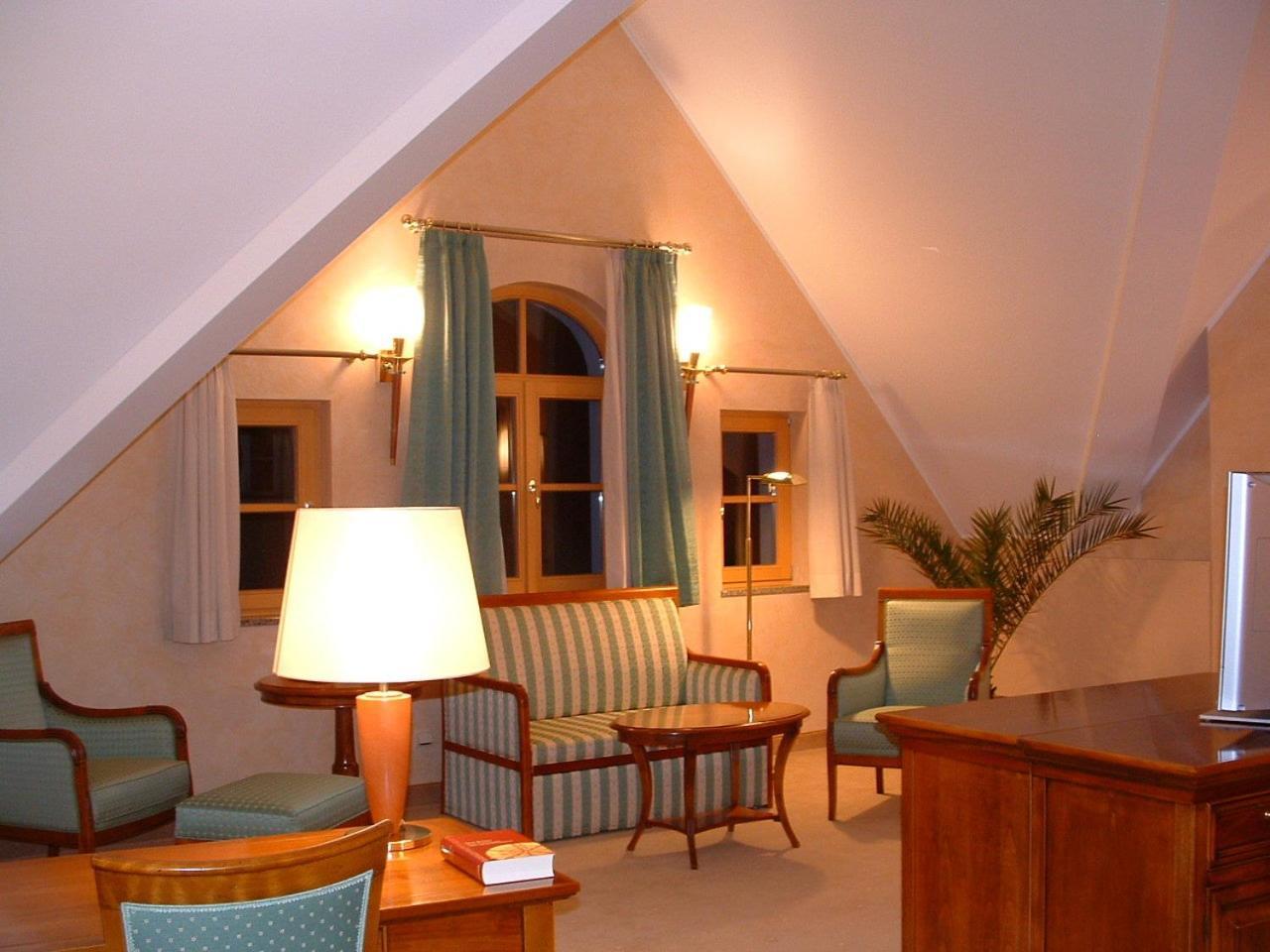 Altstadthotel Braeuwirt Weiden in der Oberpfalz Bagian luar foto