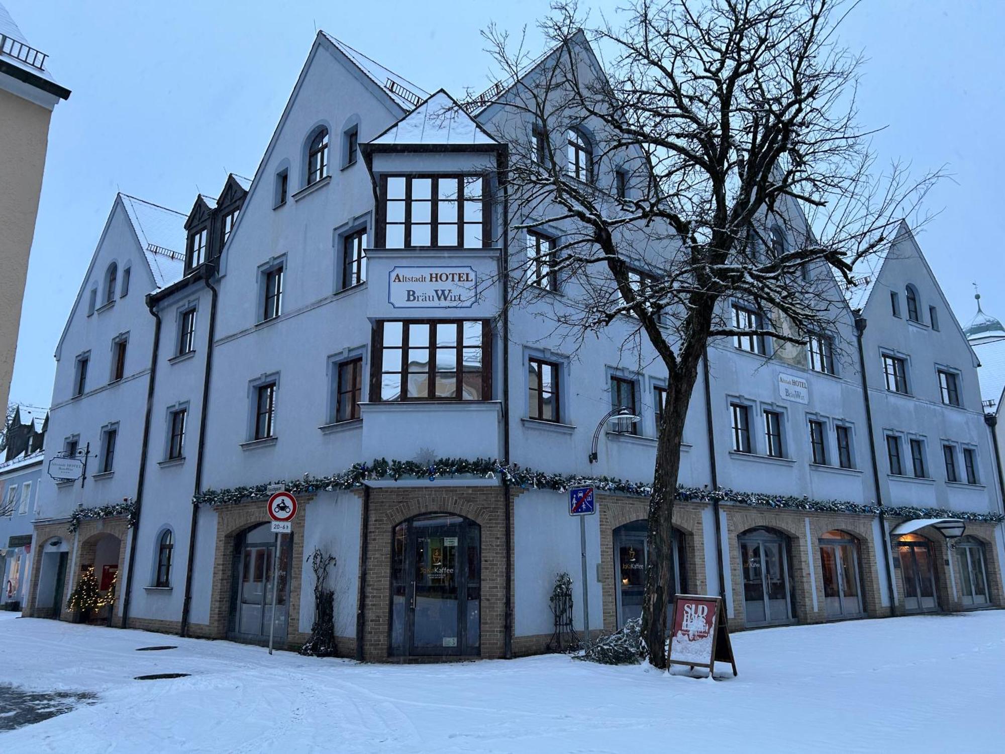 Altstadthotel Braeuwirt Weiden in der Oberpfalz Bagian luar foto