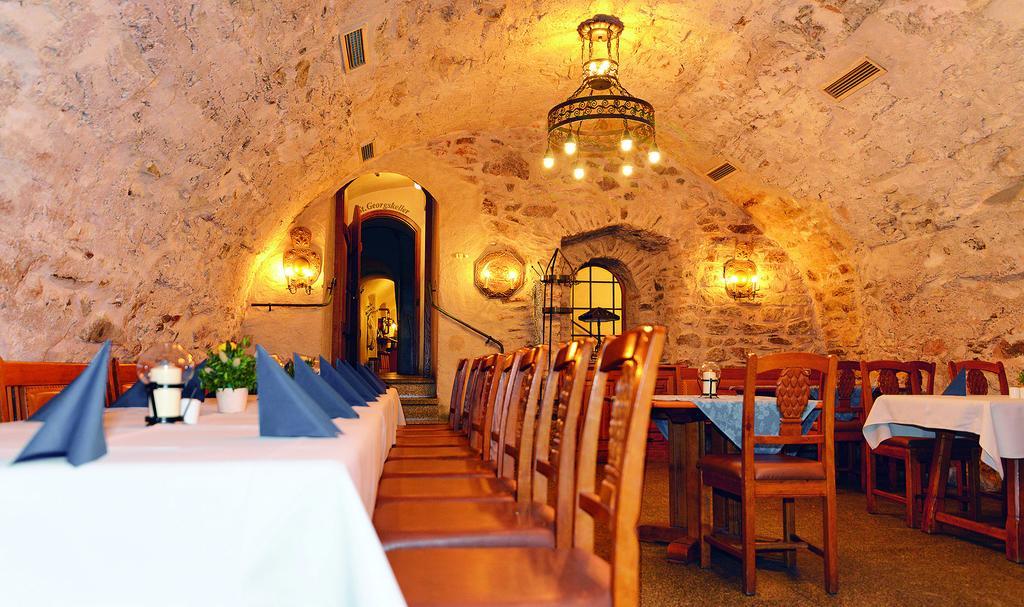 Altstadthotel Braeuwirt Weiden in der Oberpfalz Bagian luar foto