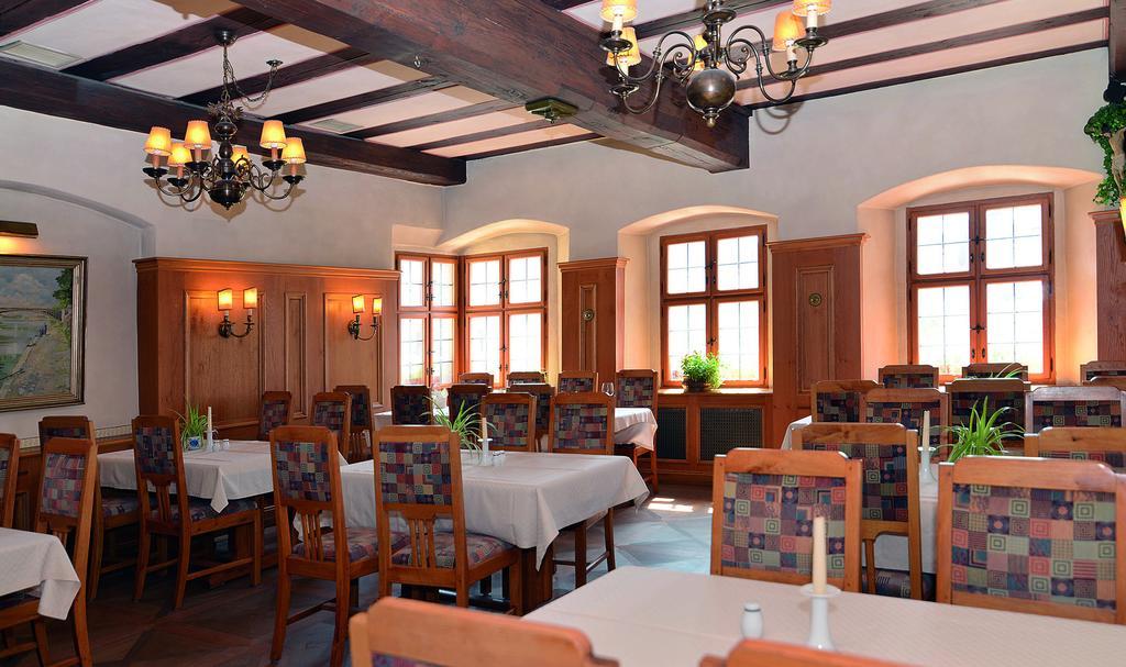 Altstadthotel Braeuwirt Weiden in der Oberpfalz Bagian luar foto