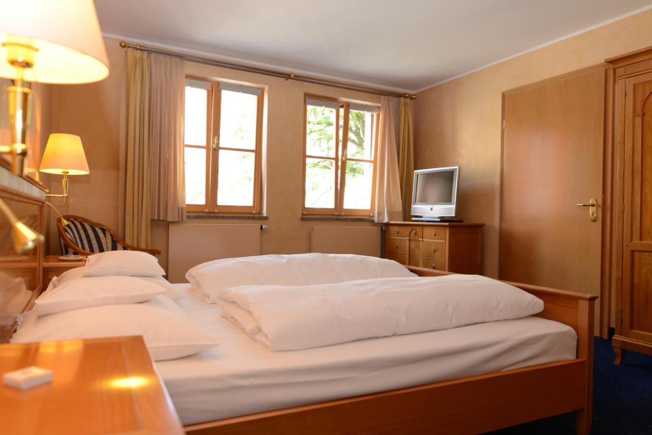 Altstadthotel Braeuwirt Weiden in der Oberpfalz Bagian luar foto
