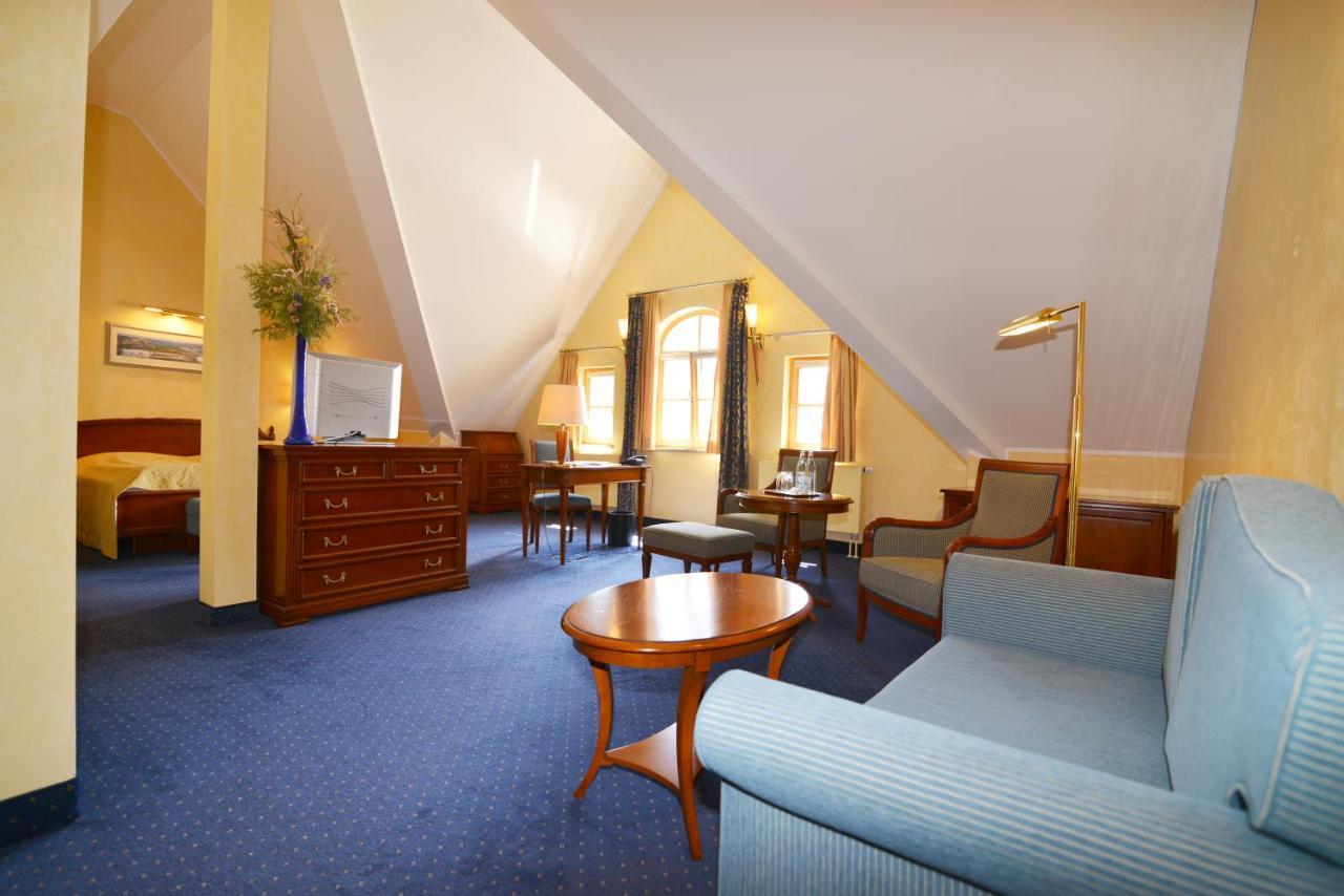 Altstadthotel Braeuwirt Weiden in der Oberpfalz Bagian luar foto